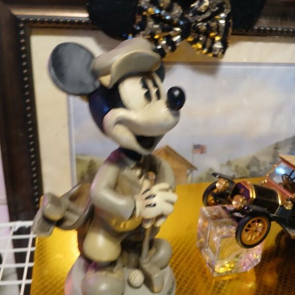 Vintage Walt Disney Mickey Golfer + Model T Showcase Duo – Disney Collectible Me - Picture 5 of 8
